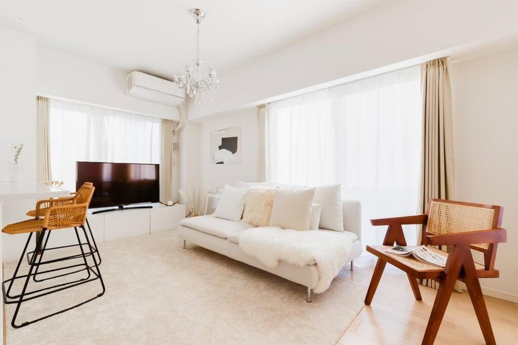Open Sale: Spacious Namba Near Dotonbori * Osaka