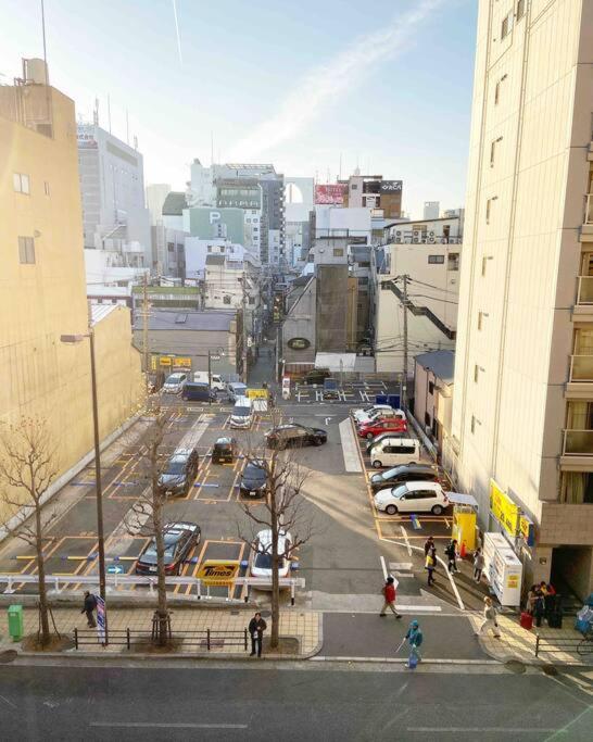 Apartment Open Sale: Spacious Namba Near Dotonbori