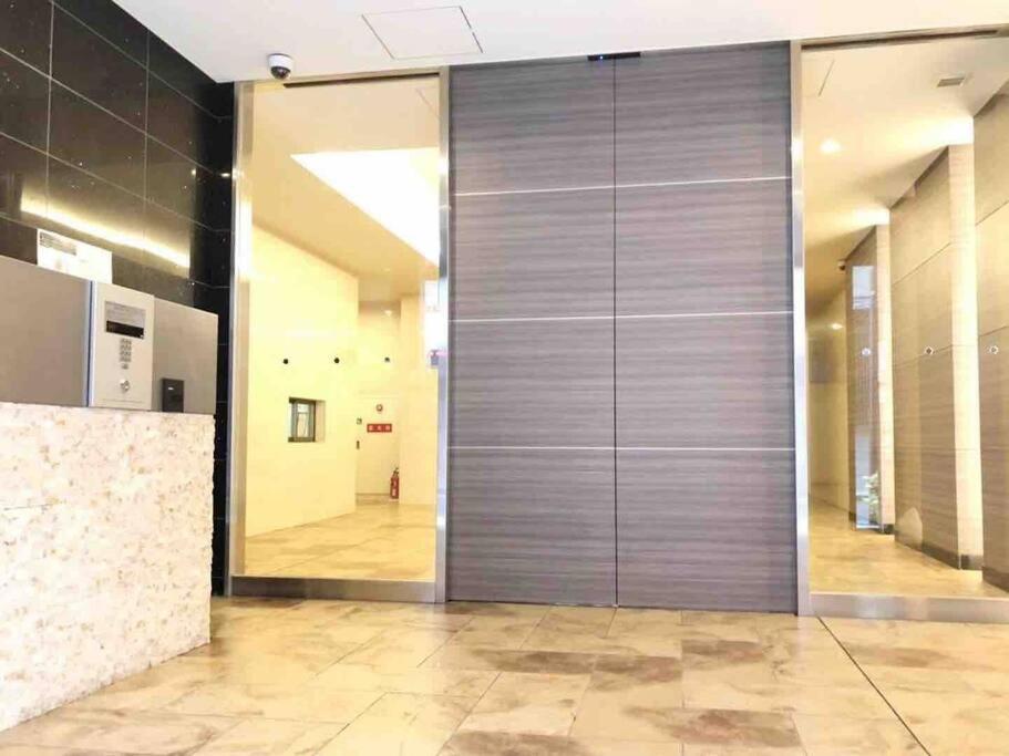 Apartment Open Sale: Spacious Namba Near Dotonbori *