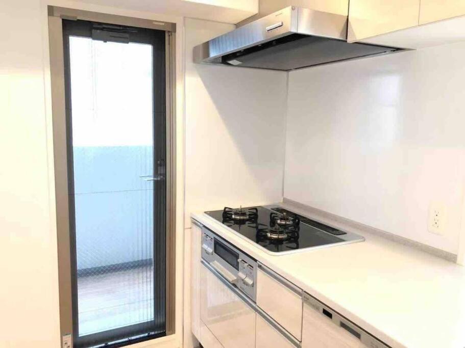 Open Sale: Spacious Namba Near Dotonbori Apartment