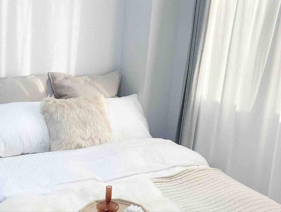 Open Sale: Spacious Namba Near Dotonbori *